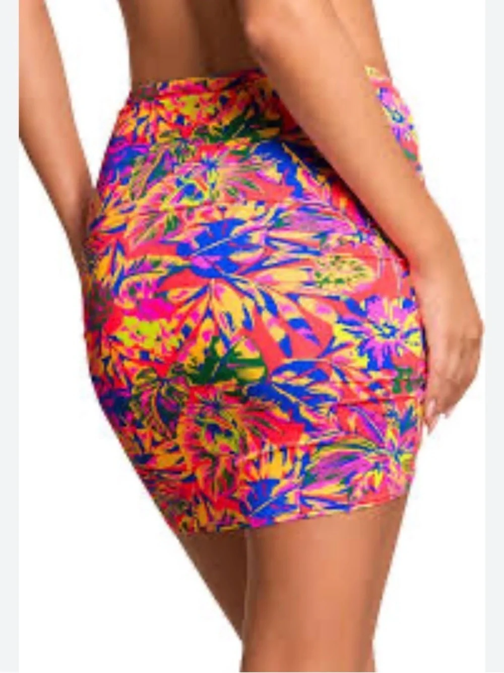 Maaji Amazonas Uma short skirt - front shirring with vibrant tropical print
